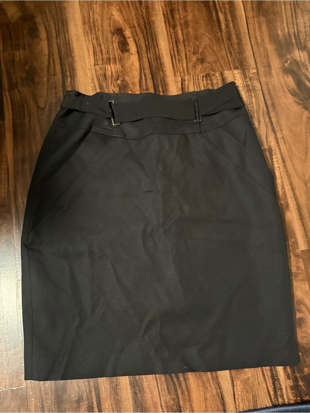 T Tahari Black Pencil Skirt with Waistband Detail - Size 8